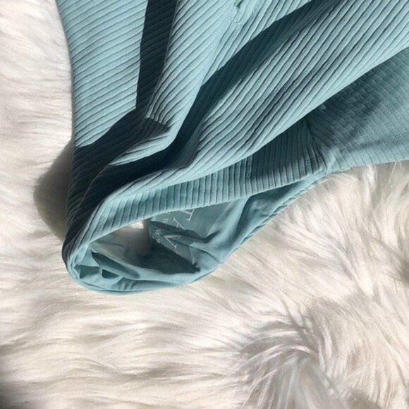 Tavik Womens Size Small Maddie One Piece - Picture 11 of 15